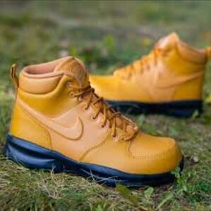 NIKE Manoa 'Big Kids' Boots - Color Wheat/Wheat-Black